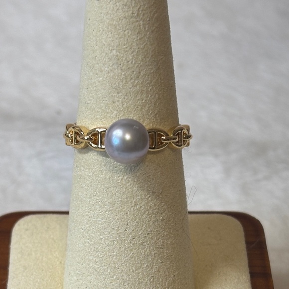 Jewelry - Genuine Fresh Water Pearl Gucci Link Adjustable Ring